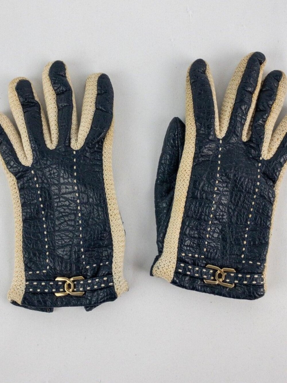 Aris Snuggler Vintage Blue Vinyl Knit Gloves Womens One Size